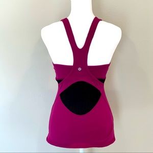 Lululemon top in fuschia and black mesh